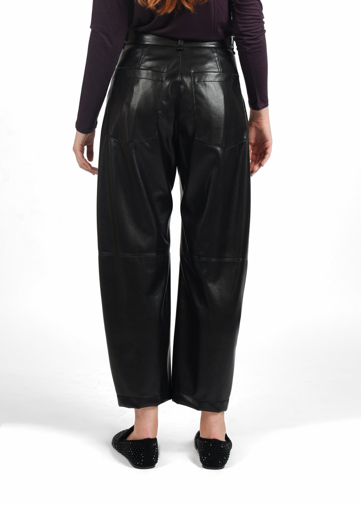 Carrot-Fit Faux Leather Pants - Black