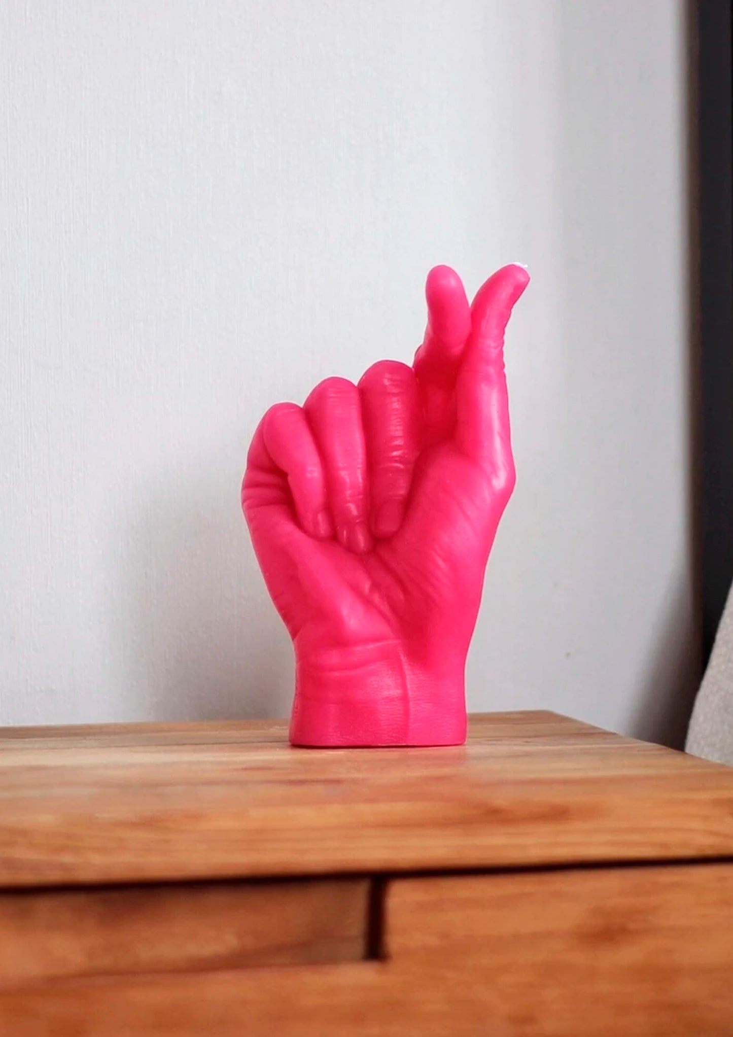 Hand Gesture Candles Love - Pink