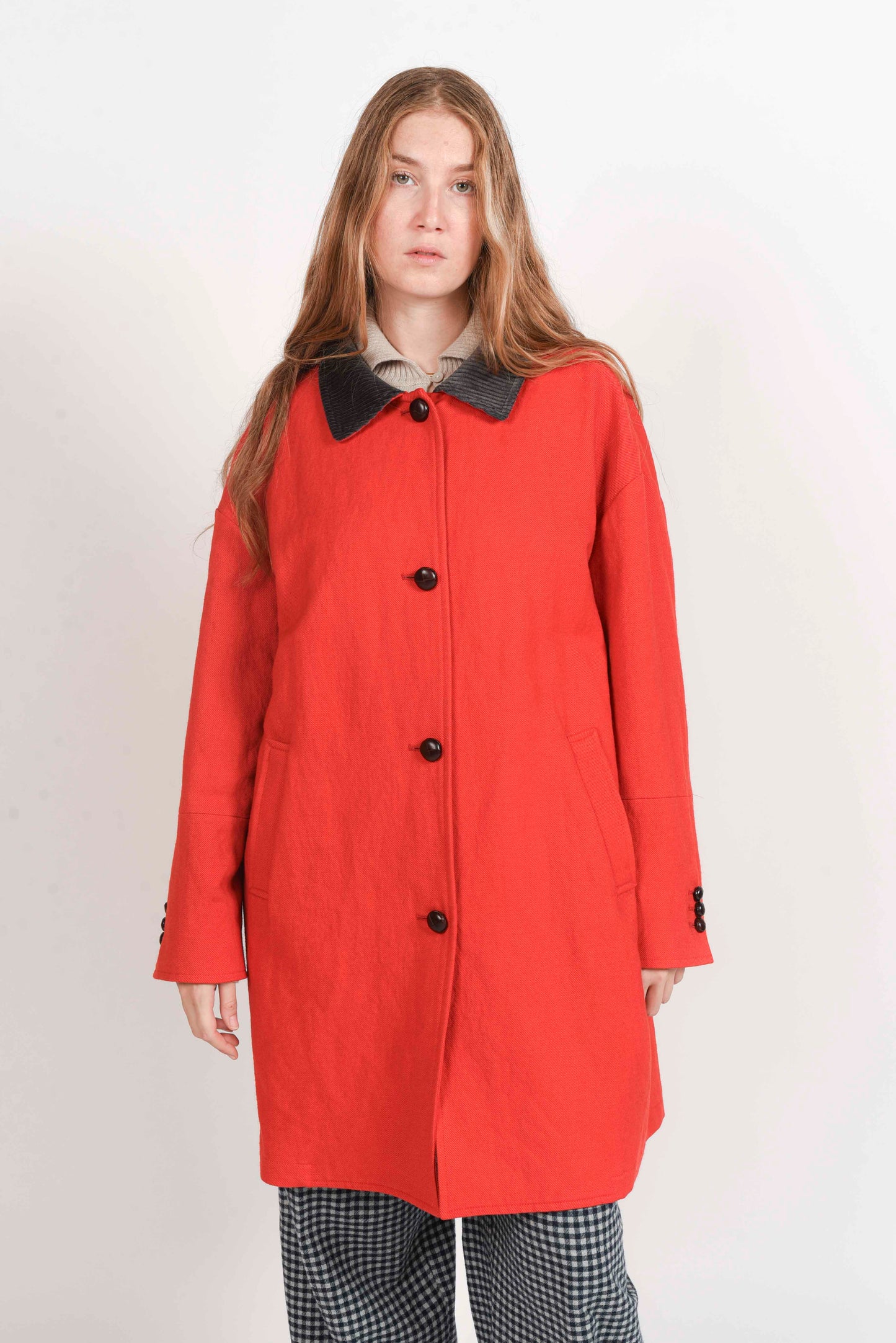 Ovetto Coat in Lana Vergine - Rosso