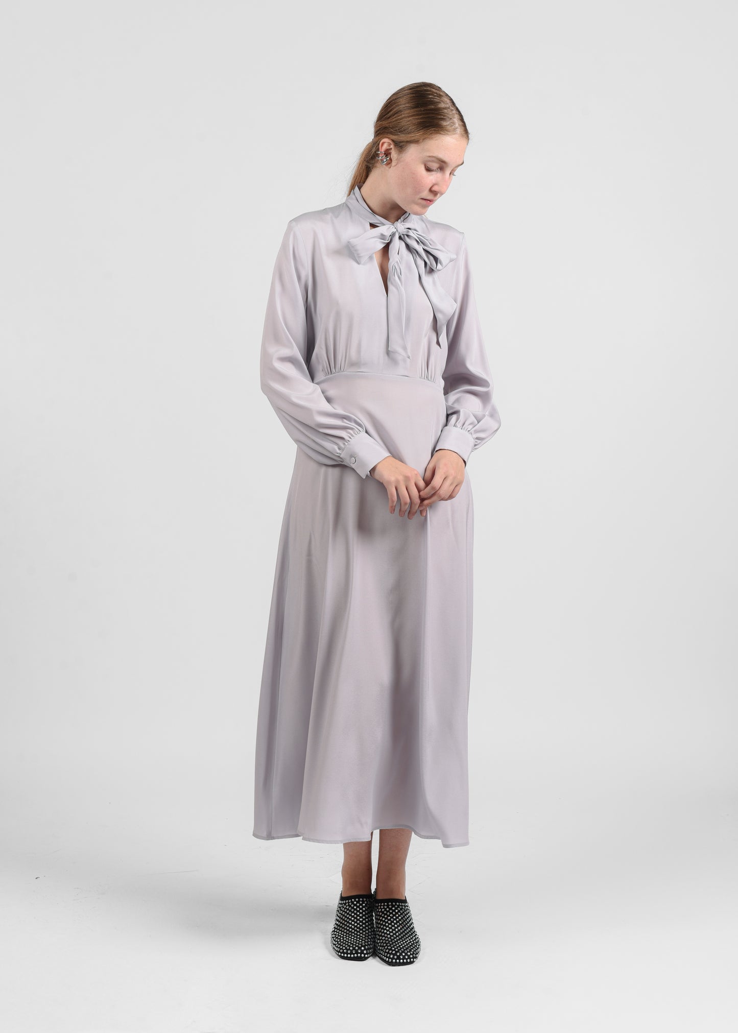 Long Silk Dress with Bow - Grigio