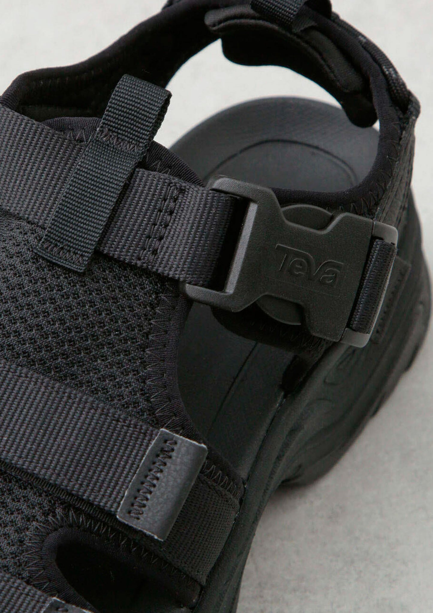 W HURRICANE AMPSOLE GAILA - Black