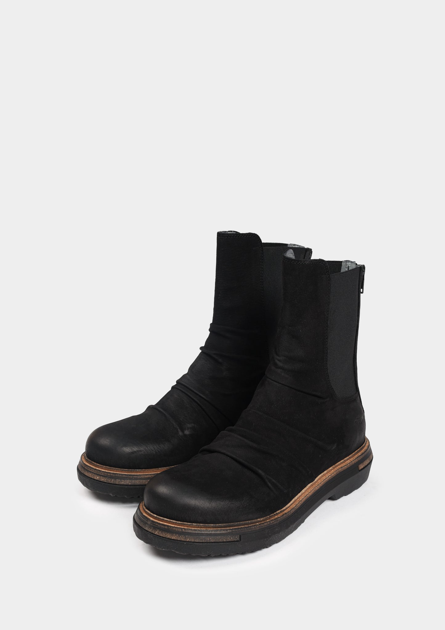 Toki Nabuk Boots - Black