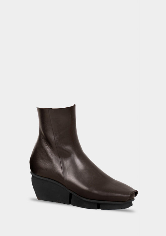 Boots Flaw - Brown